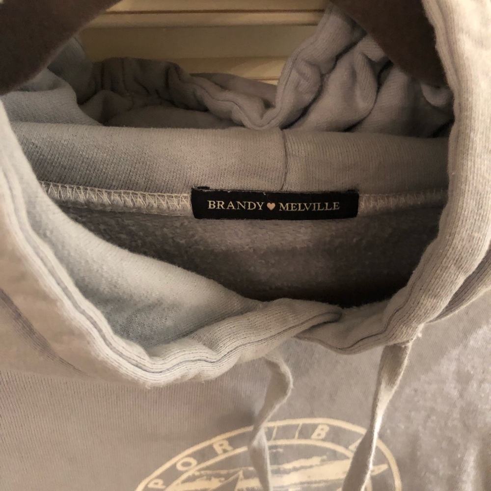 Brandy Melville Newport Beach Hoodie One Size - Picture 3 of 4